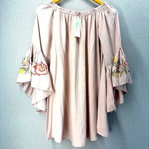 NWT Feathers Light Pink Flared Sleeve Blouse Women Sz Small- Boho Peasant Flowy